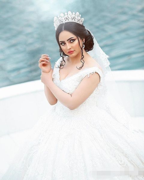 2020 plus size ball gown wedding dresses v neck lace applique chapel train straps sweep train custom made wedding gowns vestido de novia, White
2020 plus size ball gown wedding dresses v neck lace applique chapel train straps sweep train custom made wedding gowns vestido de novia, White