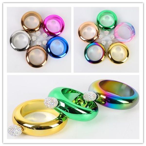 3.5oz bracelet hip flask 304 stainless steel bracelets bottle portable ladies outdoor diamond round bracelet wine bottle xd23192
3.5oz bracelet hip flask 304 stainless steel bracelets bottle portable ladies outdoor diamond round bracelet wine bottle xd23192