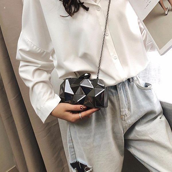21% woman trendy metal chain shoulder bags ladies irregular hand bags for party shoulder for women crossbody messenger bag
21% woman trendy metal chain shoulder bags ladies irregular hand bags for party shoulder for women crossbody messenger bag