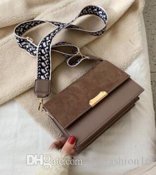 2020 new fashion ladies small shoulder bag messenger bag designers luxurys handbag walleta1115
2020 new fashion ladies small shoulder bag messenger bag designers luxurys handbag walleta1115