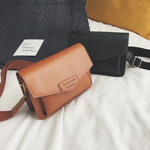 ladies shoulder bag new korean wide shoulder strap small square bag fashion simple messenger
ladies shoulder bag new korean wide shoulder strap small square bag fashion simple messenger