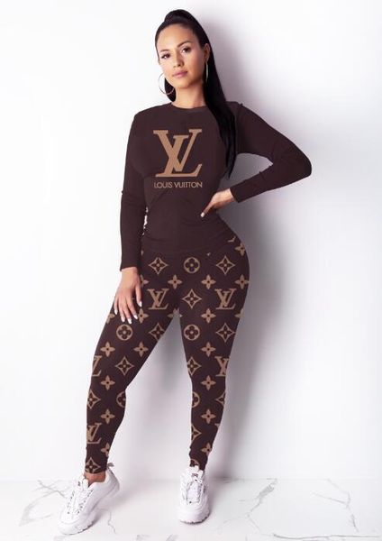 2019 women 2 piece set letter printing half high collar long sleeved short tight trousers suit tracksuit lady sports suit brown, Gray
2019 women 2 piece set letter printing half high collar long sleeved short tight trousers suit tracksuit lady sports suit brown, Gray