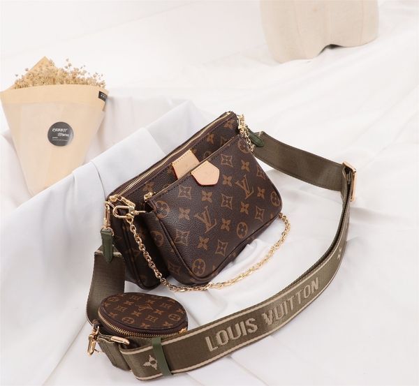 brand handbag women genuine cowhide leather luxury handbag diagonal bag 3 parts crossbody bag size :24.0*13.0*4.5cm
brand handbag women genuine cowhide leather luxury handbag diagonal bag 3 parts crossbody bag size :24.0*13.0*4.5cm
