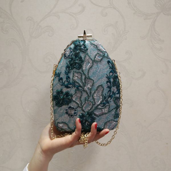 evening bags 2021 korean version of the dinner bag women's fashion casual simple ladies clutch
evening bags 2021 korean version of the dinner bag women's fashion casual simple ladies clutch