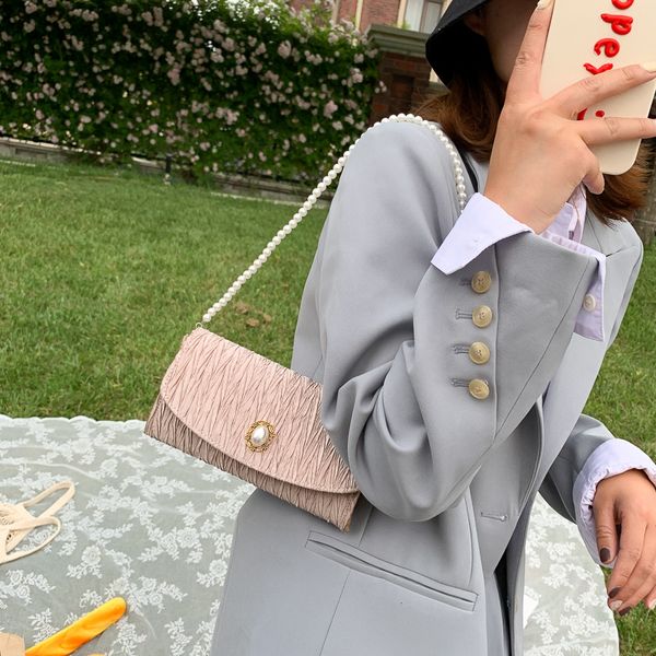 2020 new shoulder bag ladies retro with diamond wrinkled fish scale pearl casual fashion luxury crossbody bag ladies
2020 new shoulder bag ladies retro with diamond wrinkled fish scale pearl casual fashion luxury crossbody bag ladies