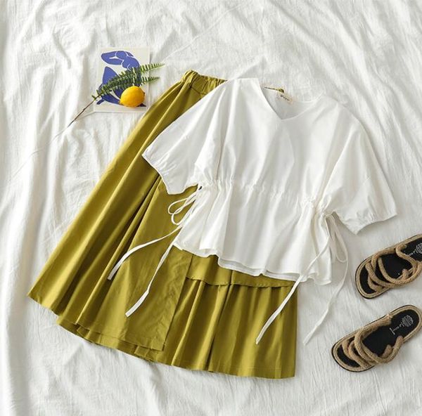 mooirue 2020 spring summer casual 2 piece set женщин v шеи бинты блуза tops + высокая талия сыпучие юбки повседневные комплекты streetwear, White
mooirue 2020 spring summer casual 2 piece set женщин v шеи бинты блуза tops + высокая талия сыпучие юбки повседневные комплекты streetwear, White