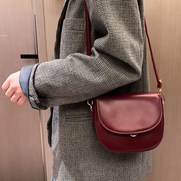 2019 trending large capacity leather shoulder bag pu leather messenger bag hasp crossbody bags for women grs
2019 trending large capacity leather shoulder bag pu leather messenger bag hasp crossbody bags for women grs