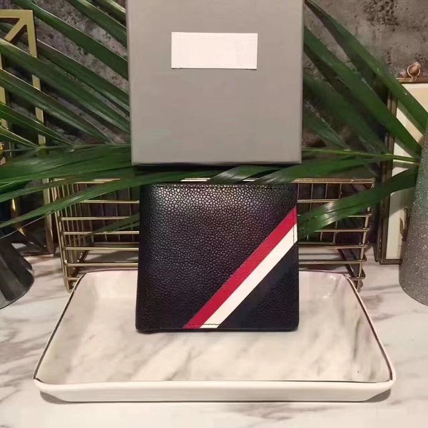 classic men's wallet american designer short wallet fashion trends leather stripe embossing credit card location, Red;black
classic men's wallet american designer short wallet fashion trends leather stripe embossing credit card location, Red;black