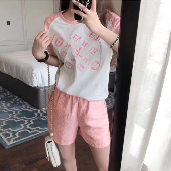 2020 woman t-shirt + wide-leg shorts designer loose elastic waist retro belted luxury women's summer suit, White
2020 woman t-shirt + wide-leg shorts designer loose elastic waist retro belted luxury women's summer suit, White