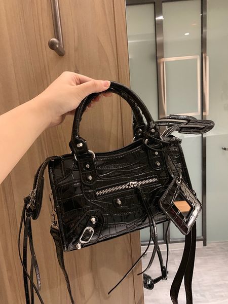 handbags women bags designer soft tassel motorcycle handbags ladies crocodile print leather crossbody bags stylish shoulder bag
handbags women bags designer soft tassel motorcycle handbags ladies crocodile print leather crossbody bags stylish shoulder bag