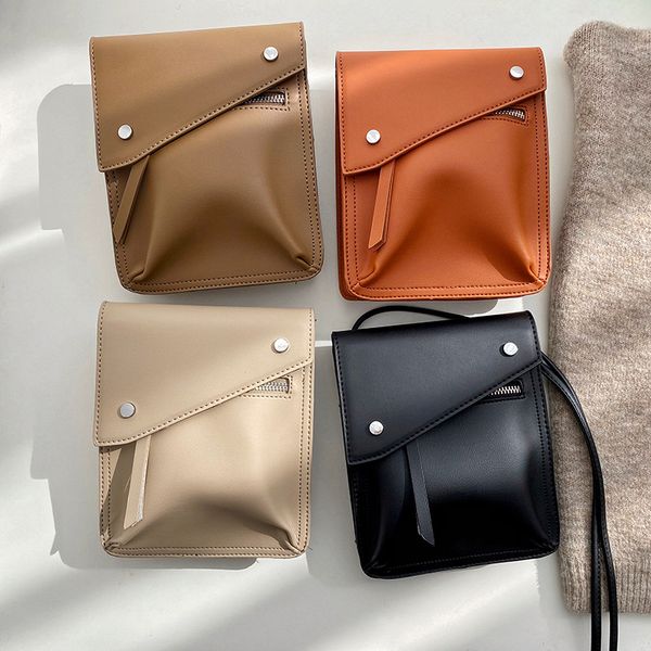 2020 new ladies shoulder bag pu diagonal cross small square bag personality creative student simple female
2020 new ladies shoulder bag pu diagonal cross small square bag personality creative student simple female
