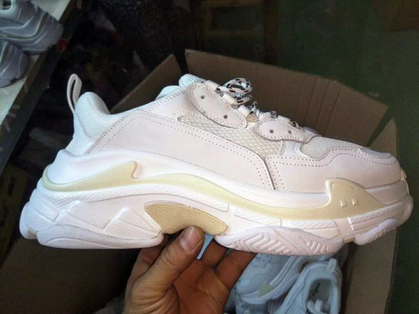 2019 fashion paris 17fw triple s sneaker beige white black pink casual sports dad shoe for men women hihg quality designer shoes s01
2019 fashion paris 17fw triple s sneaker beige white black pink casual sports dad shoe for men women hihg quality designer shoes s01