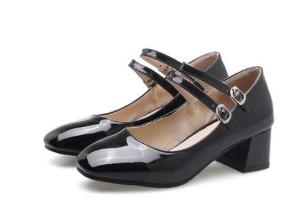 2019 women's shoes in spring and autumn with new style middle heel coarse heel square head @171, Black
2019 women's shoes in spring and autumn with new style middle heel coarse heel square head @171, Black