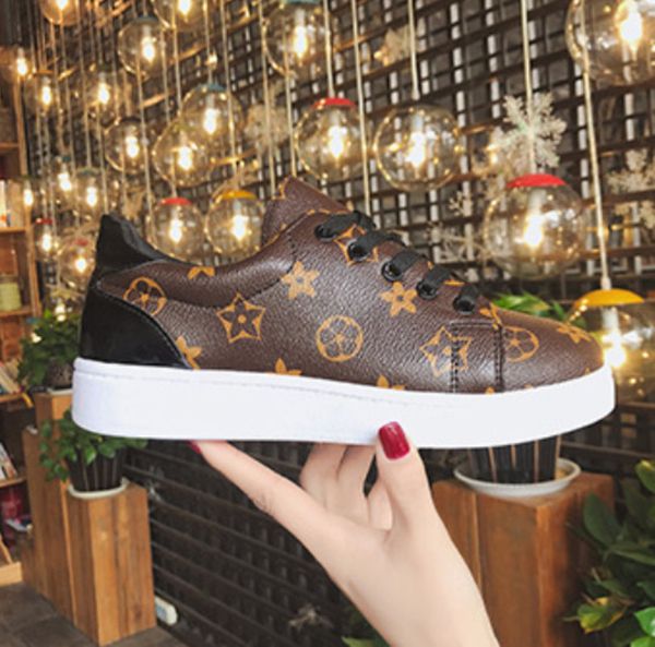 2020 lightweight luxury frontrow casual shoes breathable skateboard shoes sneakers women and men flat walking size 36-44, Black
2020 lightweight luxury frontrow casual shoes breathable skateboard shoes sneakers women and men flat walking size 36-44, Black