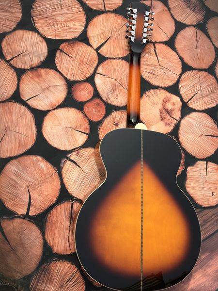 2022 new acoustic 12 strings. acoustic guitar 43" spruce side back maple, sun colour.
2022 new acoustic 12 strings. acoustic guitar 43" spruce side back maple, sun colour.