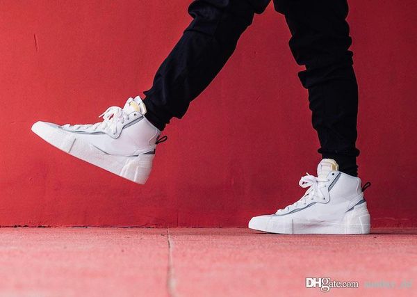 горячие продажи аутентичные sacai x blazer mid черный белый мужчины женщины кроссовки скейт авангард trailblazers спортивные кроссовки bv006
горячие продажи аутентичные sacai x blazer mid черный белый мужчины женщины кроссовки скейт авангард trailblazers спортивные кроссовки bv006