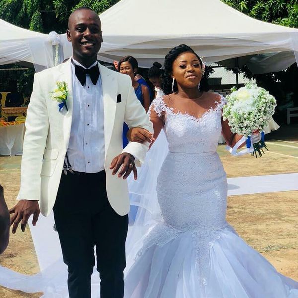 african white wedding dresses mermaid lace illusion long sleeves bridal gowns vintage gorgeous plus size wedding formal wear
african white wedding dresses mermaid lace illusion long sleeves bridal gowns vintage gorgeous plus size wedding formal wear