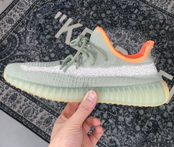 оптовая марка v2 desert sage cloud white citrin yecheil запуск sneaker мужчины женщины kanye west дизайнерская обувь кроссовки
оптовая марка v2 desert sage cloud white citrin yecheil запуск sneaker мужчины женщины kanye west дизайнерская обувь кроссовки