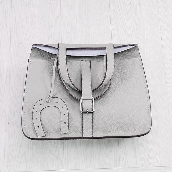 first layer of leather messenger handbags 2019 new european and american fashion bag embossed leather handbag horseshoe
first layer of leather messenger handbags 2019 new european and american fashion bag embossed leather handbag horseshoe