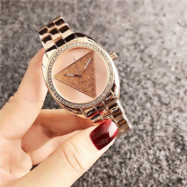 7086sj royal oak casual diamond ladies watch fashion quartz watch steel belt folding buckle ing, Slivery;brown
7086sj royal oak casual diamond ladies watch fashion quartz watch steel belt folding buckle ing, Slivery;brown