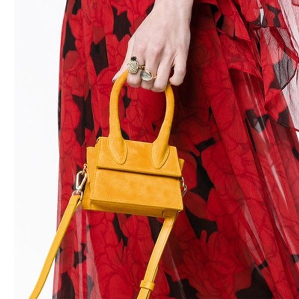 matte leather small square bag handbag women fashion mini shoulder messenger bag mini ladies little hands bags yellow bolsos
matte leather small square bag handbag women fashion mini shoulder messenger bag mini ladies little hands bags yellow bolsos