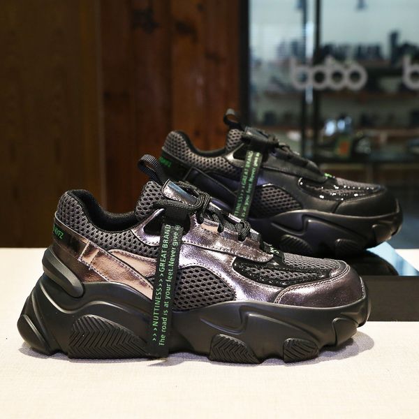 european women's shoes autumn 2019 new european genuine leather stitching breathable lace muffin bottom leisure sports shoes, Black 
european women's shoes autumn 2019 new european genuine leather stitching breathable lace muffin bottom leisure sports shoes, Black