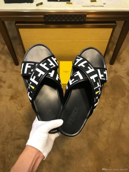 2020 latest black leather casual slippers men casual shoes fashion trend comfortable shoe size 38-45 type 39745400570b
2020 latest black leather casual slippers men casual shoes fashion trend comfortable shoe size 38-45 type 39745400570b