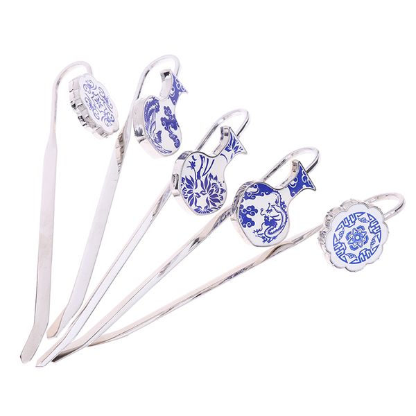 metal bookmark vintage porcelain vase bookmark for books blue and white school stationery items unique gift
metal bookmark vintage porcelain vase bookmark for books blue and white school stationery items unique gift