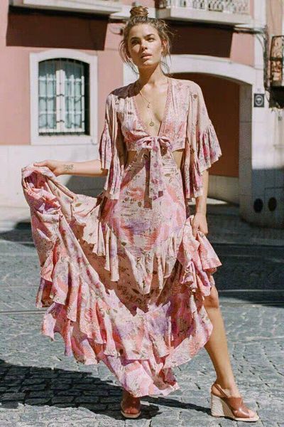 boho style vocation women floral print loose ruffle maxi dress, Black;gray
boho style vocation women floral print loose ruffle maxi dress, Black;gray