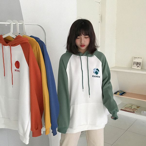 4 colors autumn and winter preppy style cartoon embroidery long-sleeve pullover womens thick sweatshirts womens hoodies (f3829, Black
4 colors autumn and winter preppy style cartoon embroidery long-sleeve pullover womens thick sweatshirts womens hoodies (f3829, Black