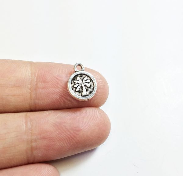 eruifa 20pcs 8mm mini coin palm tree burnished silver zinc alloy beads charms pendant jewelry diy handmade necklace,earrings, Bronze;silver
eruifa 20pcs 8mm mini coin palm tree burnished silver zinc alloy beads charms pendant jewelry diy handmade necklace,earrings, Bronze;silver