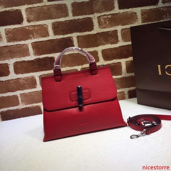 2020 brand design letter embossing handbag shoulder bag women genuine leather 392013 fashion briefcase
2020 brand design letter embossing handbag shoulder bag women genuine leather 392013 fashion briefcase