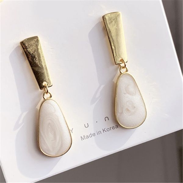 silver needle web celebrity fashion temperament contracted geometric square metal shell drip stud earrings joker ladies e, Golden;silver
silver needle web celebrity fashion temperament contracted geometric square metal shell drip stud earrings joker ladies e, Golden;silver