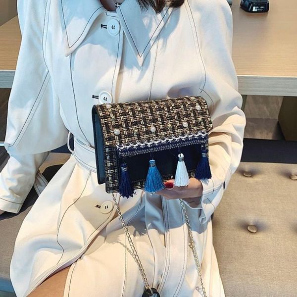 shoulder bag women national style portable chain small flap bag tassel packet female fashion versatile bags 2020 bolsa feminina
shoulder bag women national style portable chain small flap bag tassel packet female fashion versatile bags 2020 bolsa feminina