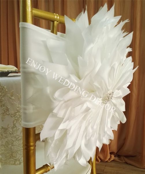 мжк # 158 elegent тафта ручной работы цветок chiavari банкет свадьба события стул задняя крышка
мжк # 158 elegent тафта ручной работы цветок chiavari банкет свадьба события стул задняя крышка