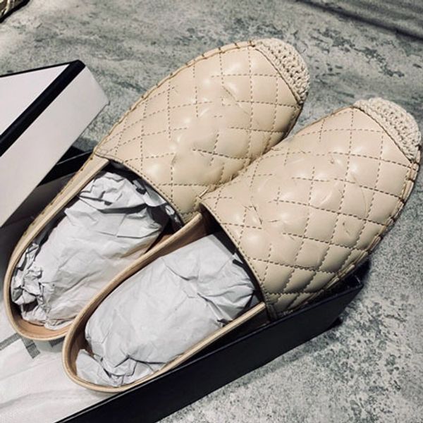 2019 classic summer sandals espadrilles fisherman shoes low heel leather leisure designer shoes sneakers size 35-40 with box by toy99 06, Black;red
2019 classic summer sandals espadrilles fisherman shoes low heel leather leisure designer shoes sneakers size 35-40 with box by toy99 06, Black;red