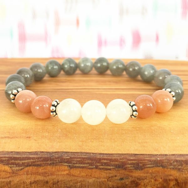 wholesale grade labradorite bracelet for men natural sunstone moonstone wrist mala energy bracelet spiritual balance gift, Golden;silver
wholesale grade labradorite bracelet for men natural sunstone moonstone wrist mala energy bracelet spiritual balance gift, Golden;silver