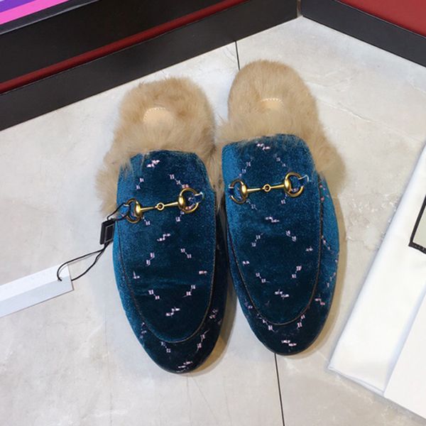brand men princetown fur muller slipper luxury leather loafers shoes suede velvet winter slipper loafers muller flat fur boots with box, Black
brand men princetown fur muller slipper luxury leather loafers shoes suede velvet winter slipper loafers muller flat fur boots with box, Black