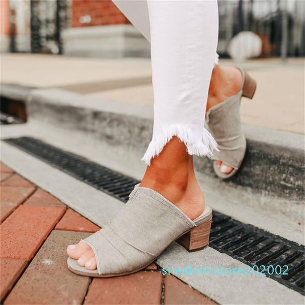2020 summer women's sandals solid color flock platform square low heel peep toe casual shoes female slipper shoes plus size s02, Black
2020 summer women's sandals solid color flock platform square low heel peep toe casual shoes female slipper shoes plus size s02, Black