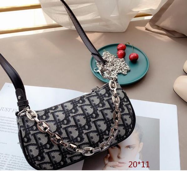 embroidered knit canvas hand, armpit, one shoulder multi-purpose bag, stylish and retro presby fabric shoulder bags
embroidered knit canvas hand, armpit, one shoulder multi-purpose bag, stylish and retro presby fabric shoulder bags