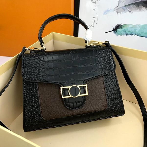 new fashion designer luxury women bags shoulder bags crossbody bag handbags high-quality leather fall winter show catwalk 44823
new fashion designer luxury women bags shoulder bags crossbody bag handbags high-quality leather fall winter show catwalk 44823