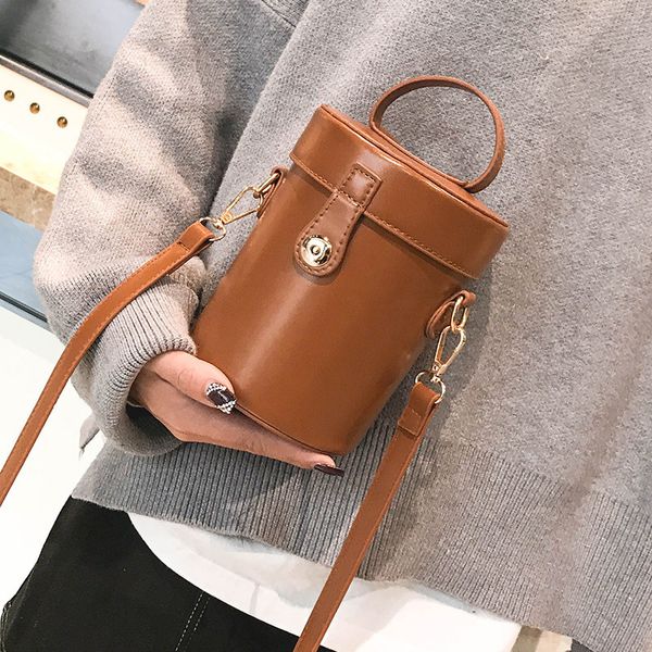 2020 new shoulder bag women's casual fashion korean cylindrical bucket bag messenger ladies
2020 new shoulder bag women's casual fashion korean cylindrical bucket bag messenger ladies