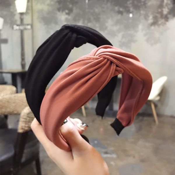 women fashion wide headband cross twist headband 2018 autumn winter solid color satin hair band hair accessories
women fashion wide headband cross twist headband 2018 autumn winter solid color satin hair band hair accessories