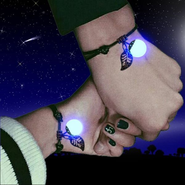 simple luminous bead leaf pendant bracelet men braided rope chain couple the birth year bracelet for men women student jewelry, Golden;silver
simple luminous bead leaf pendant bracelet men braided rope chain couple the birth year bracelet for men women student jewelry, Golden;silver