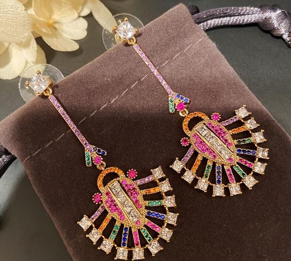 micro-set color zircon fan earrings pendant super fairy long tassel earrings fan super fairy, Silver
micro-set color zircon fan earrings pendant super fairy long tassel earrings fan super fairy, Silver