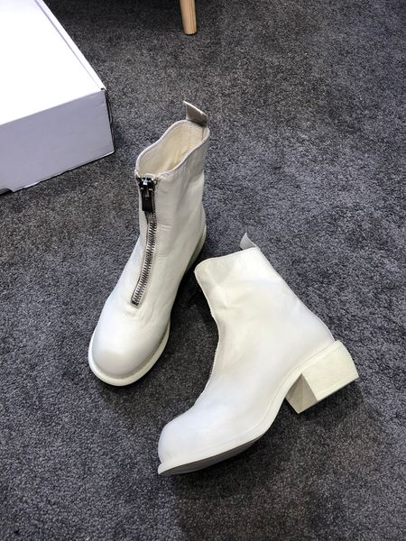 2019 autumn and winter style fashion luxury designer women high heels work designer boots women boots martin boots optimization, Black
2019 autumn and winter style fashion luxury designer women high heels work designer boots women boots martin boots optimization, Black