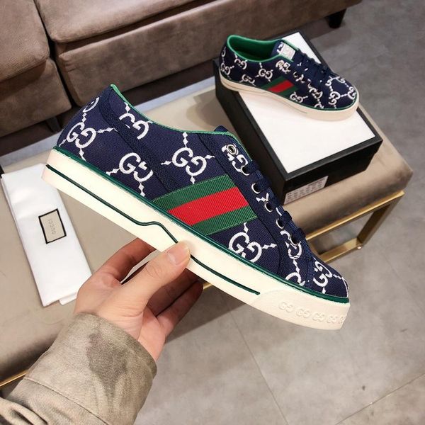 a1 designer luxury men women shoes sneakers attractive design ace embroidery bee tiger head snake fruit dog casual flat trainers, Black
a1 designer luxury men women shoes sneakers attractive design ace embroidery bee tiger head snake fruit dog casual flat trainers, Black