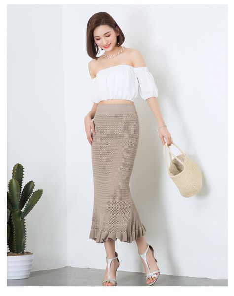 2020 women knitted mermaid skirt autumn winter office lady high waist long midi skirt female maxi bodycon skirt, Black
2020 women knitted mermaid skirt autumn winter office lady high waist long midi skirt female maxi bodycon skirt, Black