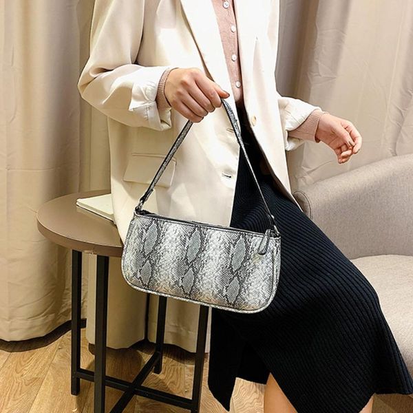 keys fashion summer women shoulder bags daily portable dating alligator snakeskin pattern pu leather travel office mobile phone
keys fashion summer women shoulder bags daily portable dating alligator snakeskin pattern pu leather travel office mobile phone