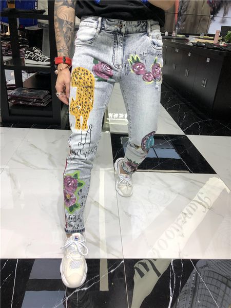 new men's casual jeans for the summer of 2019 personalized heavy industry leopard painted small feet slim body popular logo gray size 2, Blue
new men's casual jeans for the summer of 2019 personalized heavy industry leopard painted small feet slim body popular logo gray size 2, Blue